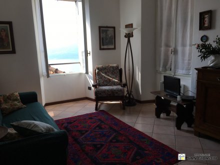 Nice two-room apartment for sale in the center of Perledo
