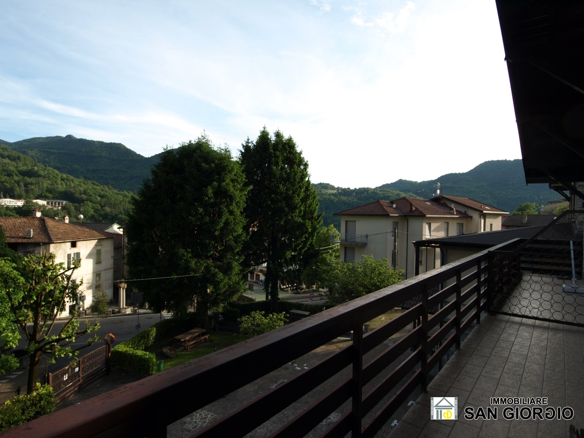 Appartamento ESINO LARIO vendita  Esino Lario  San Giorgio Immobiliare