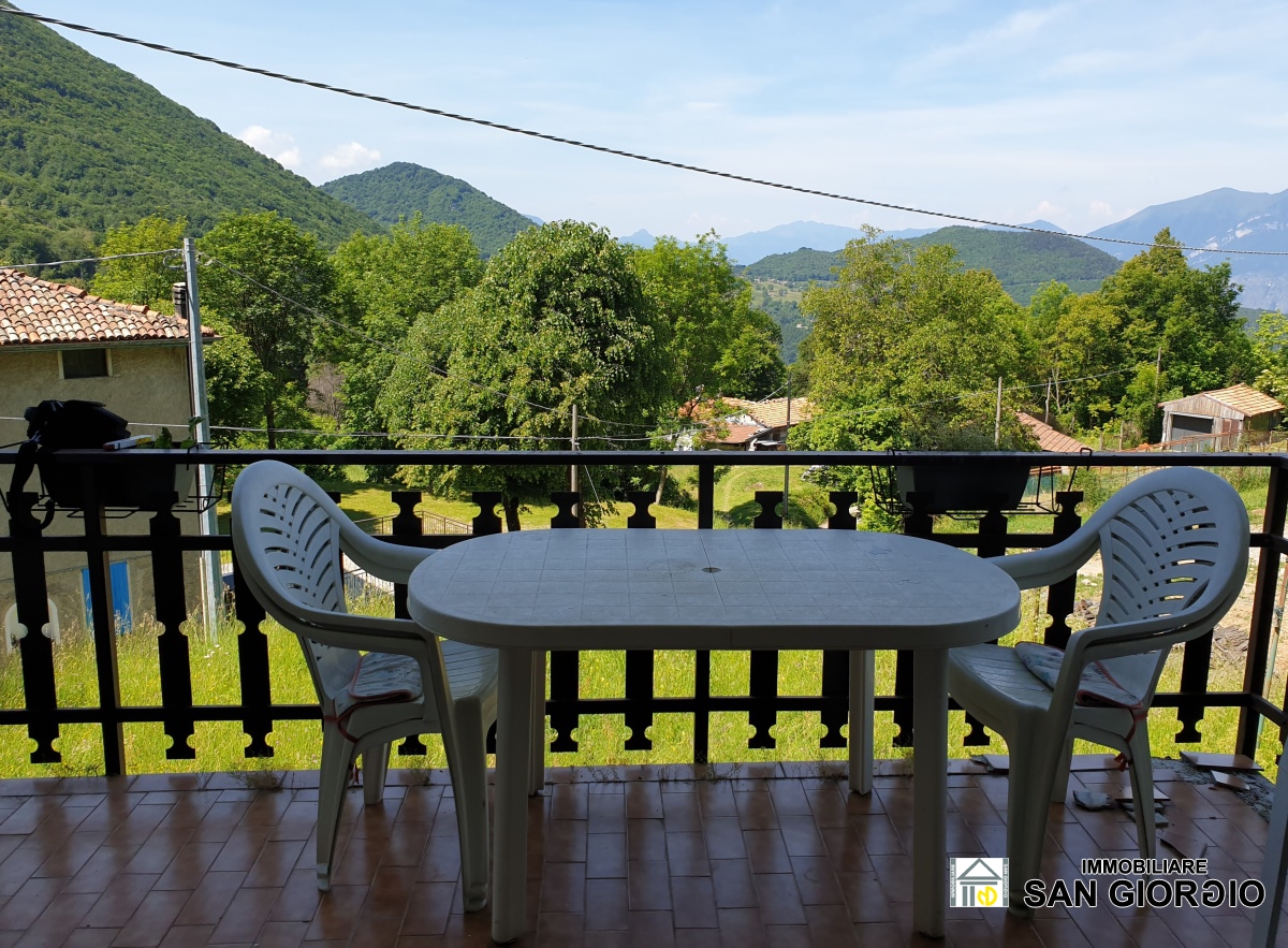 Villa ESINO LARIO vendita  Gromeduccio  San Giorgio Immobiliare
